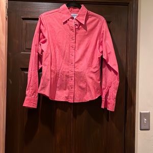 Thomas Pink Women’s fitted shirt size 10 - runs small plz check measurements